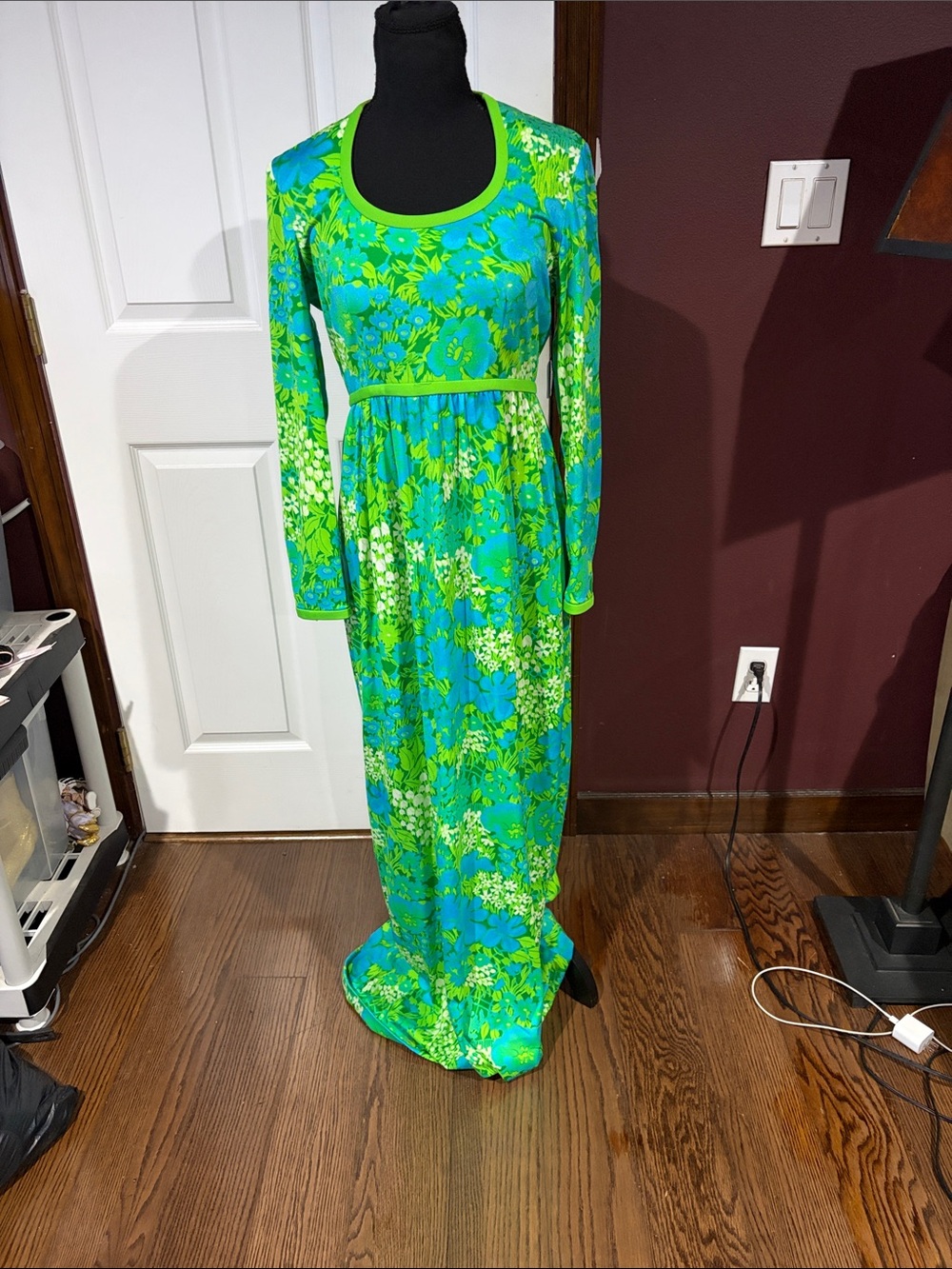 Vtg Young Impressions by Saks 5th Ave 60s 70s neon green floral maxi dress sz M